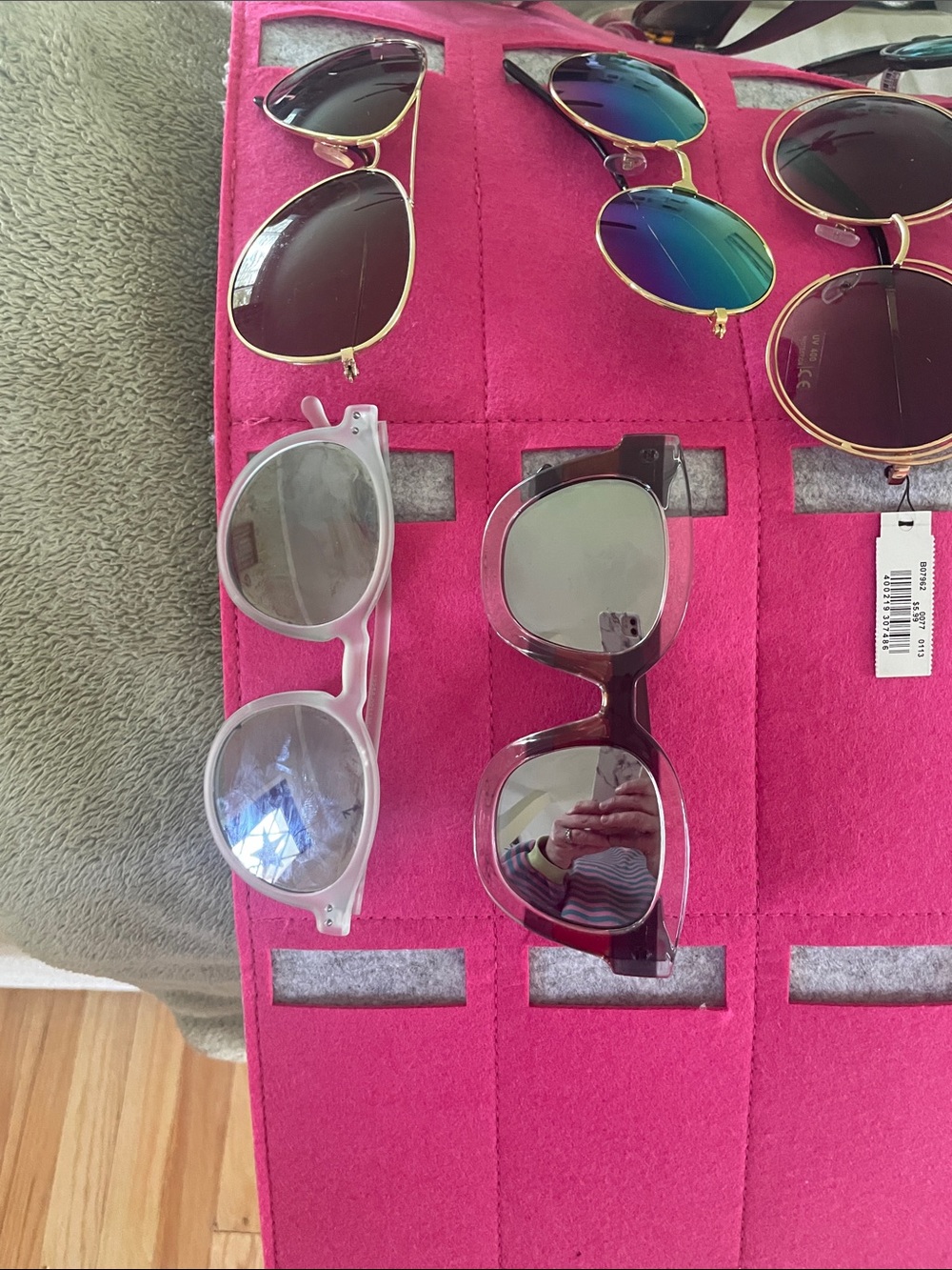 Sunglass Collection - Picture 6 of 7
